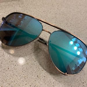 Bellami Aviator Style Sunglasses